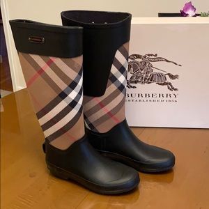 Burberry Rain/Winter Boots